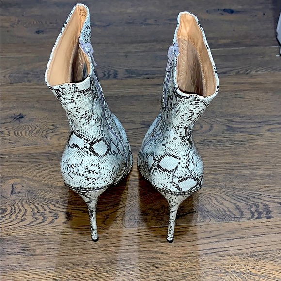 NIB Snake Print Booties - Picture 3 of 5